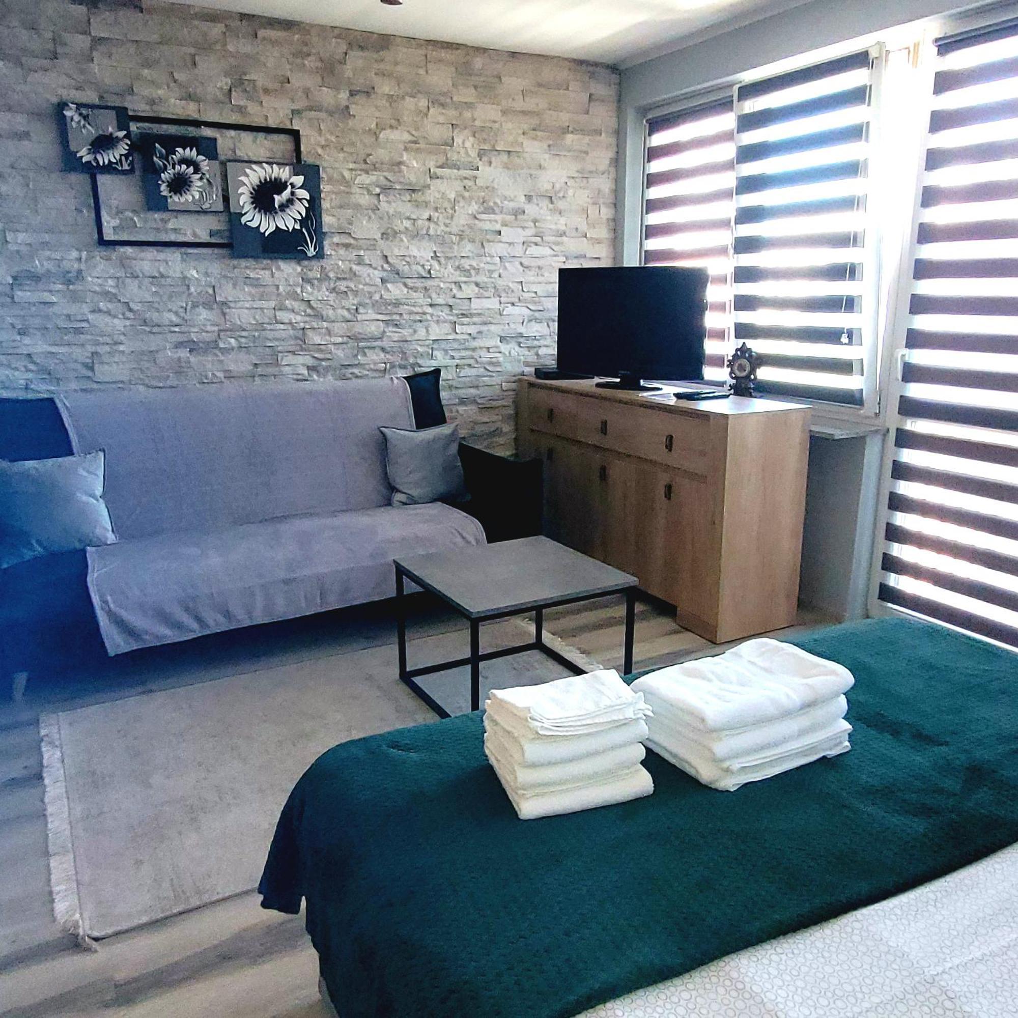 Apartament Centrum Chmielna Warschau Buitenkant foto