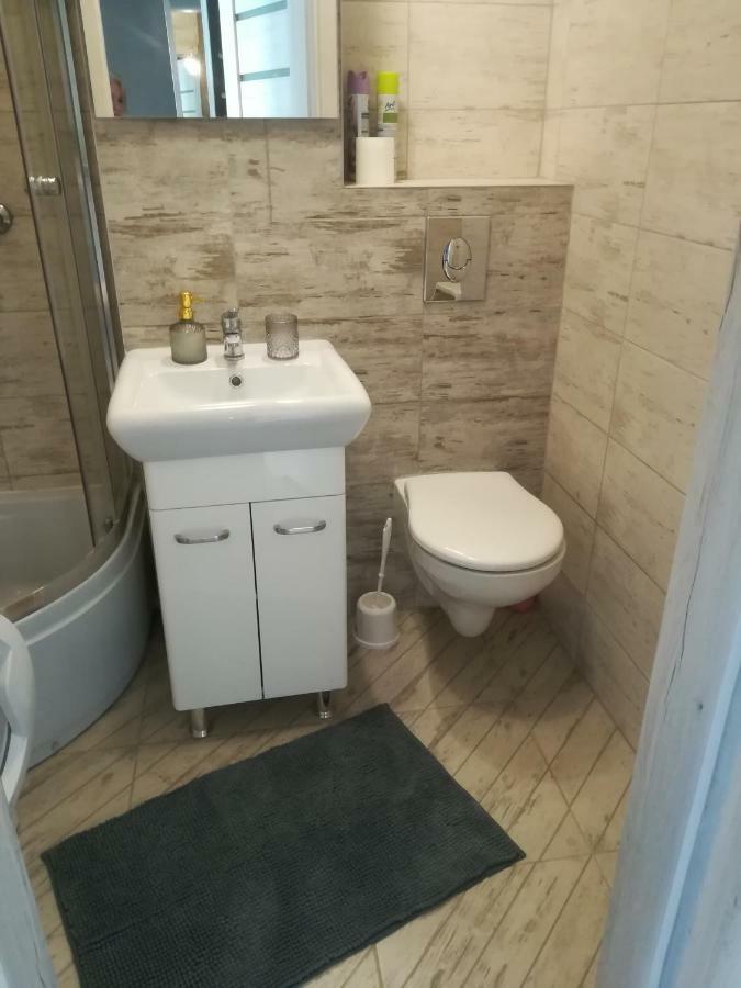 Apartament Centrum Chmielna Warschau Buitenkant foto